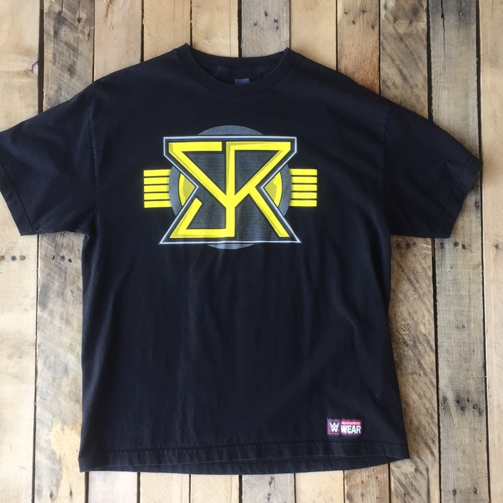 WWE Authentic Gear Seth Rollins Men’s Size XL